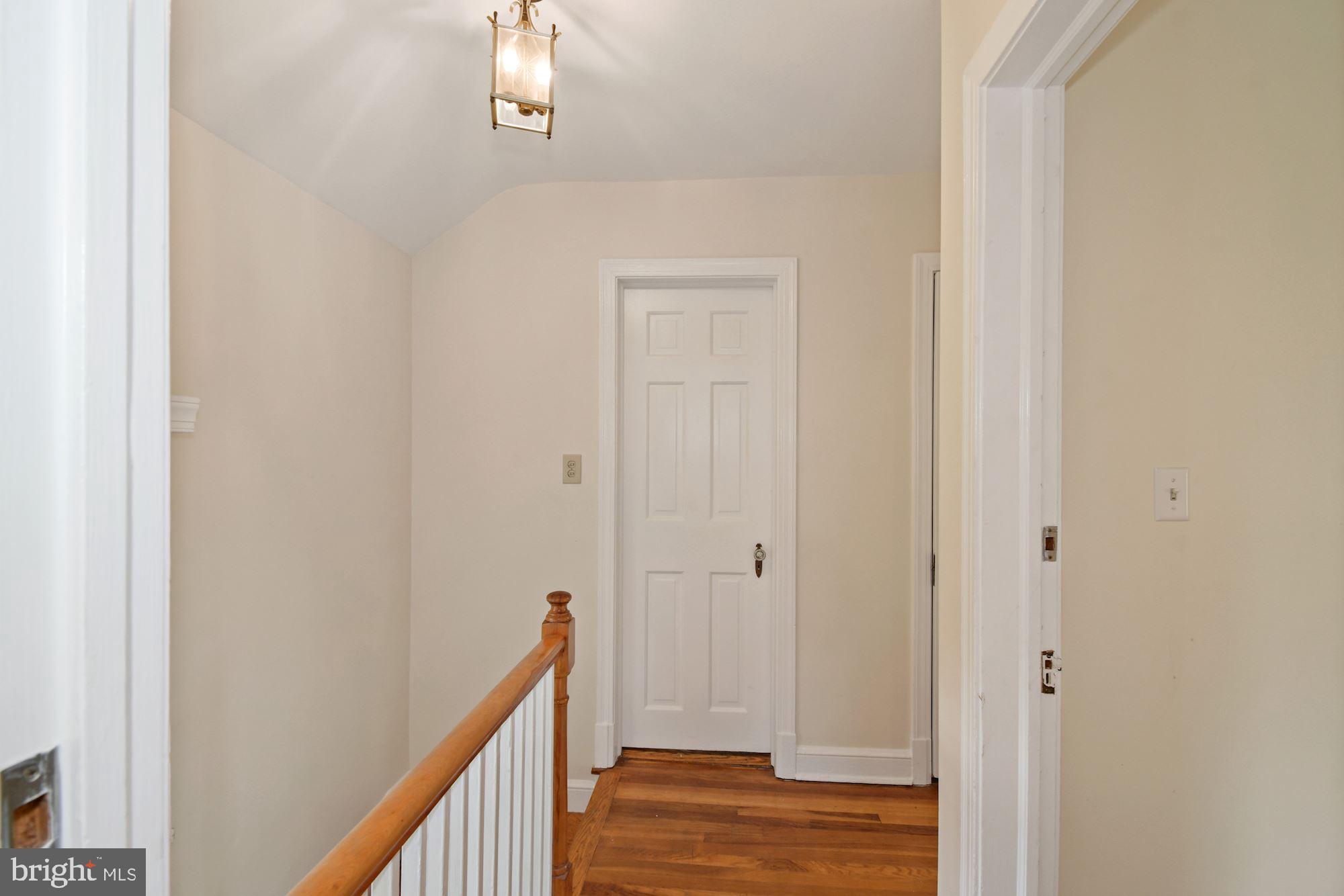 5212 N CARLIN SPRINGS RD