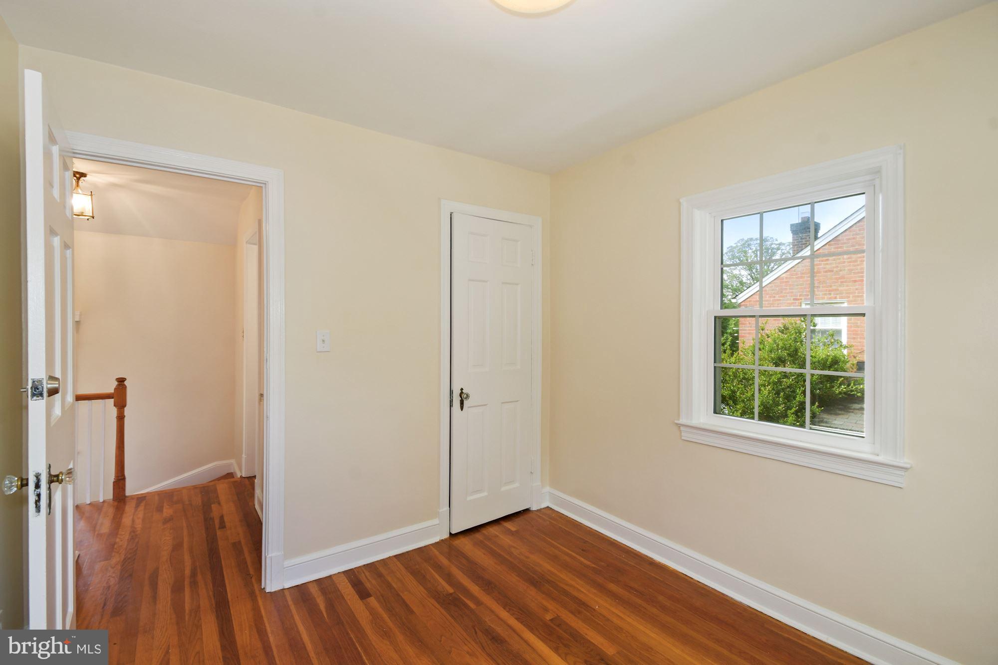 5212 N CARLIN SPRINGS RD