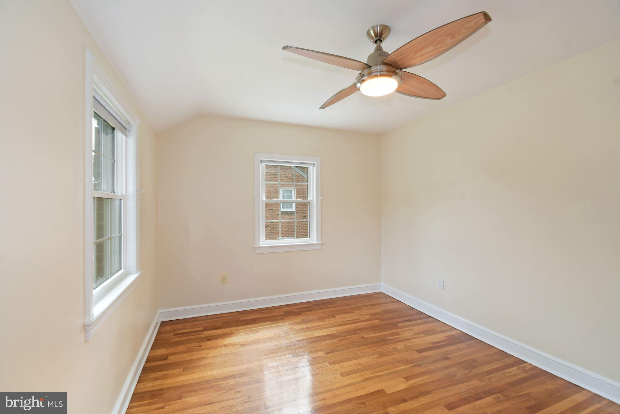 5212 N CARLIN SPRINGS RD