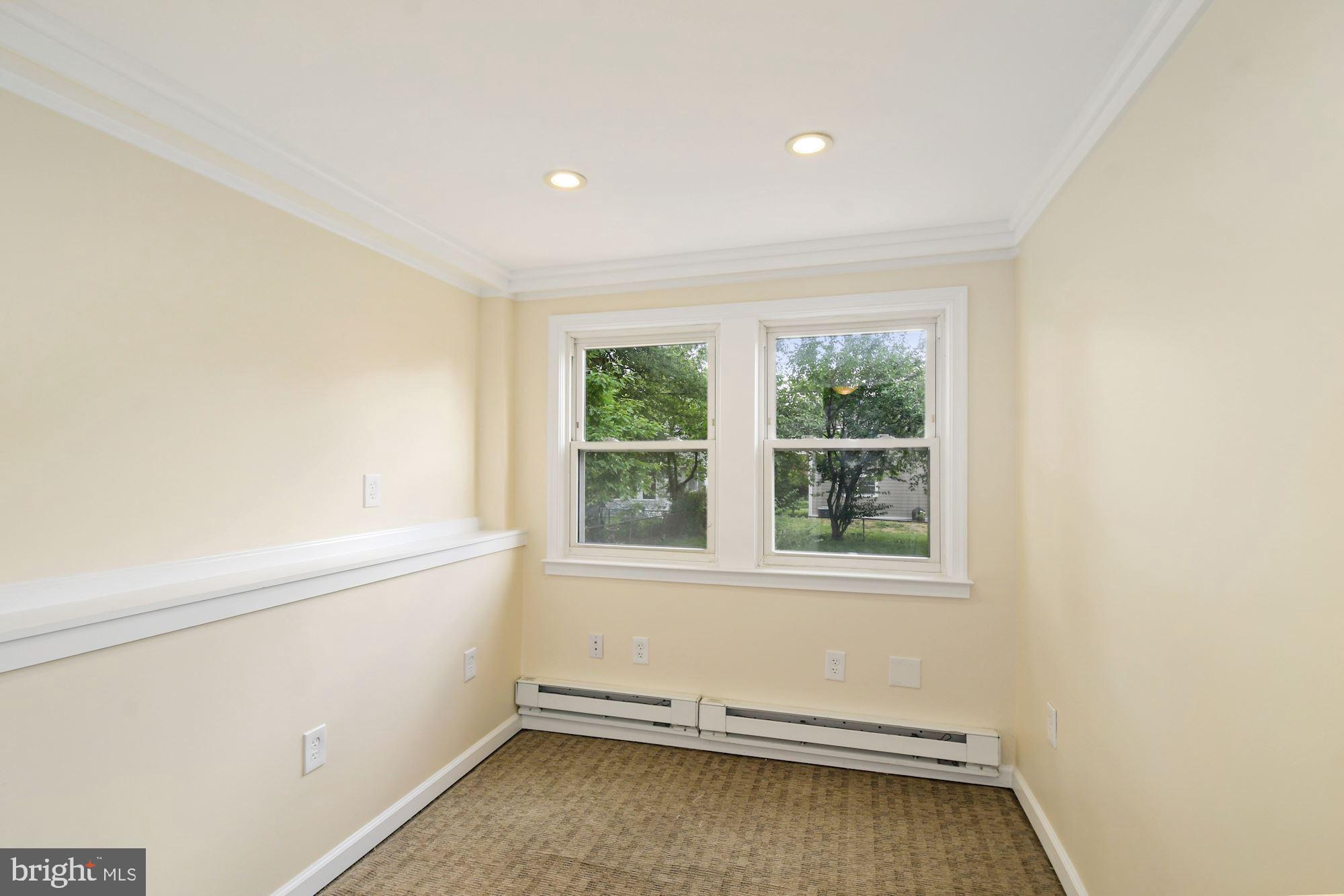 5212 N CARLIN SPRINGS RD