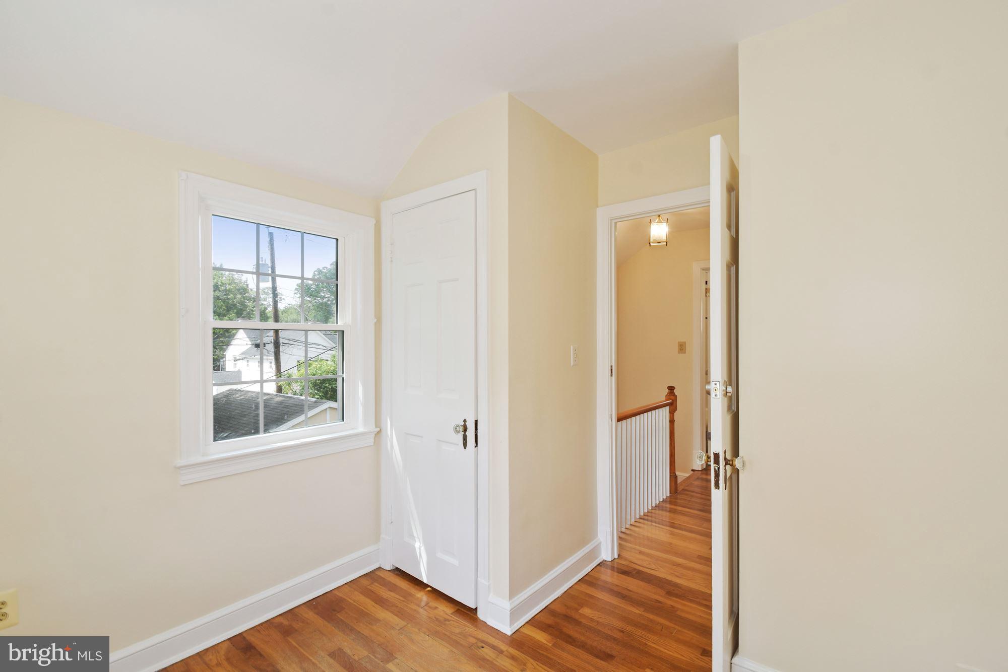 5212 N CARLIN SPRINGS RD