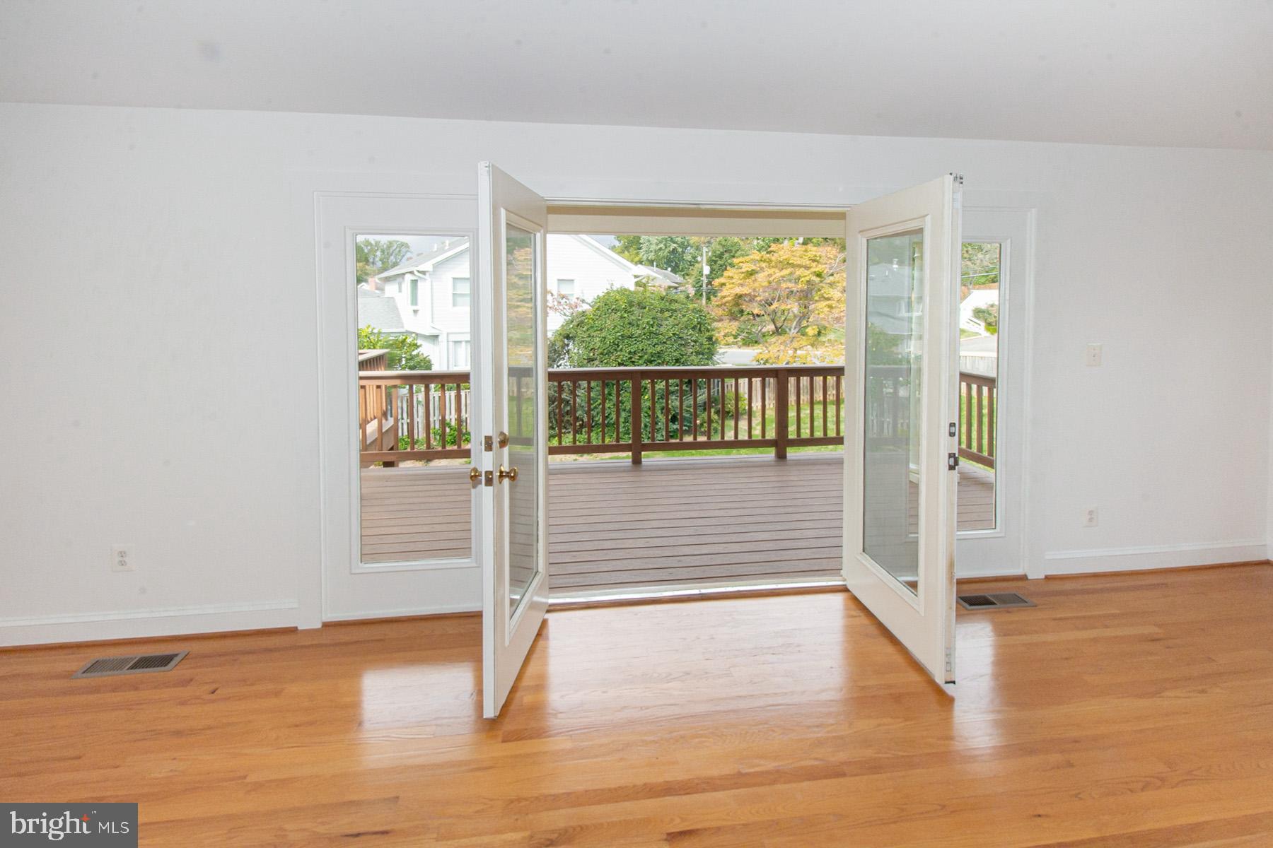 6541 WILLIAMSBURG BLVD