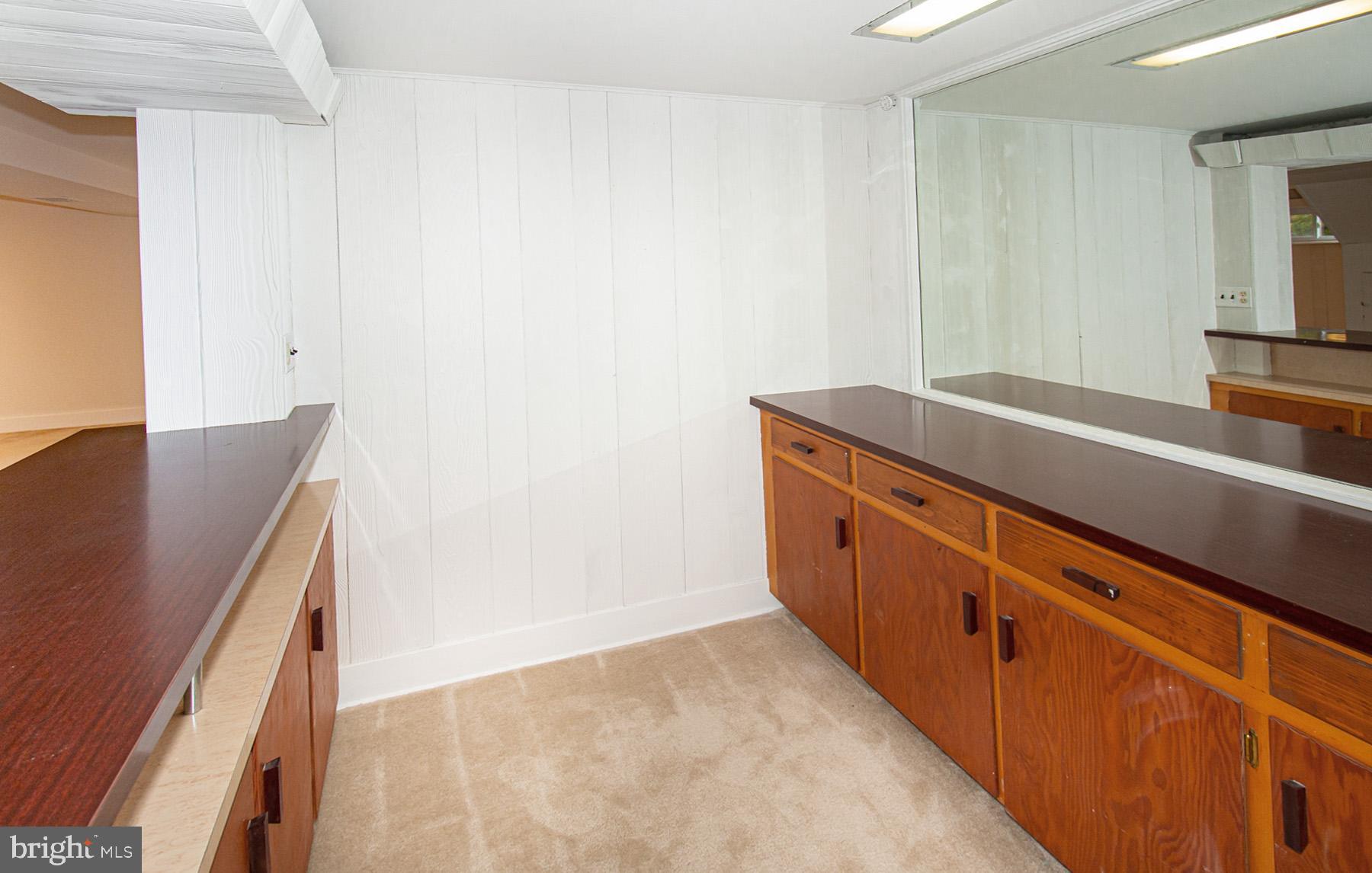 6541 WILLIAMSBURG BLVD