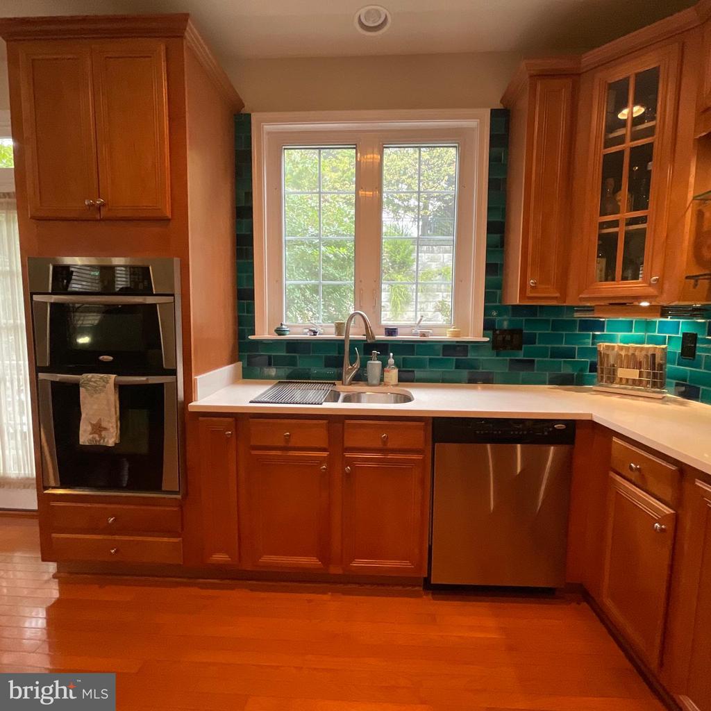 4043 COLUMBIA PIKE