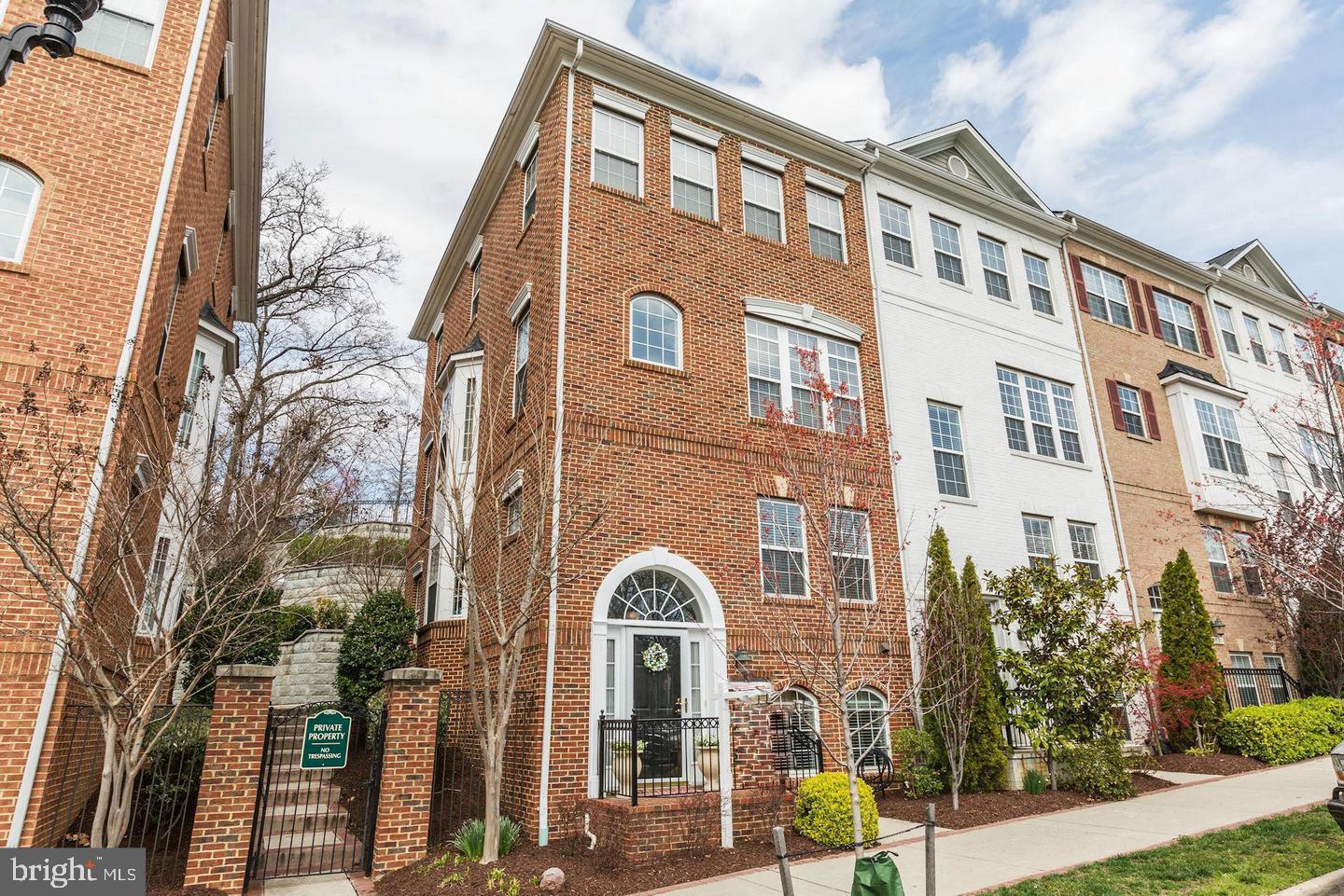 4043 COLUMBIA PIKE