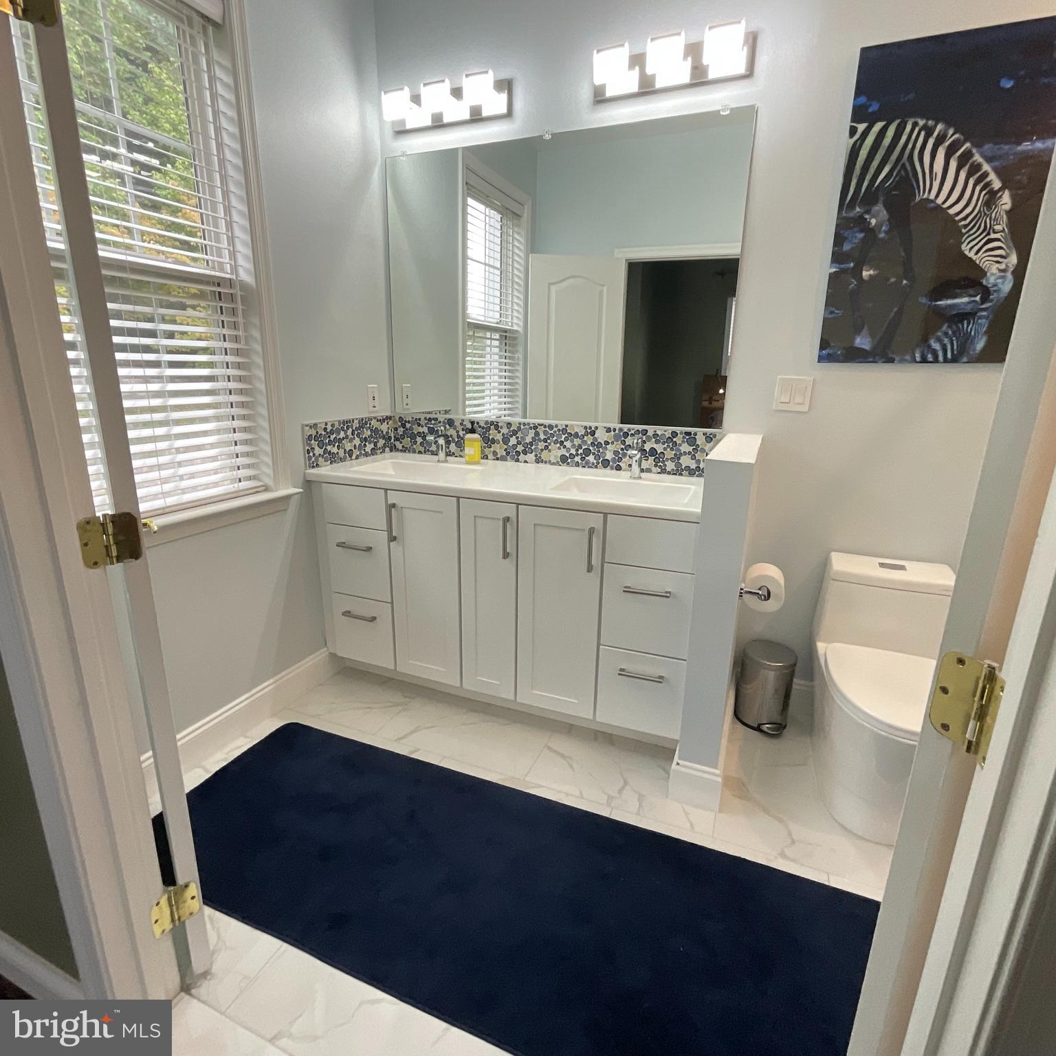4043 COLUMBIA PIKE