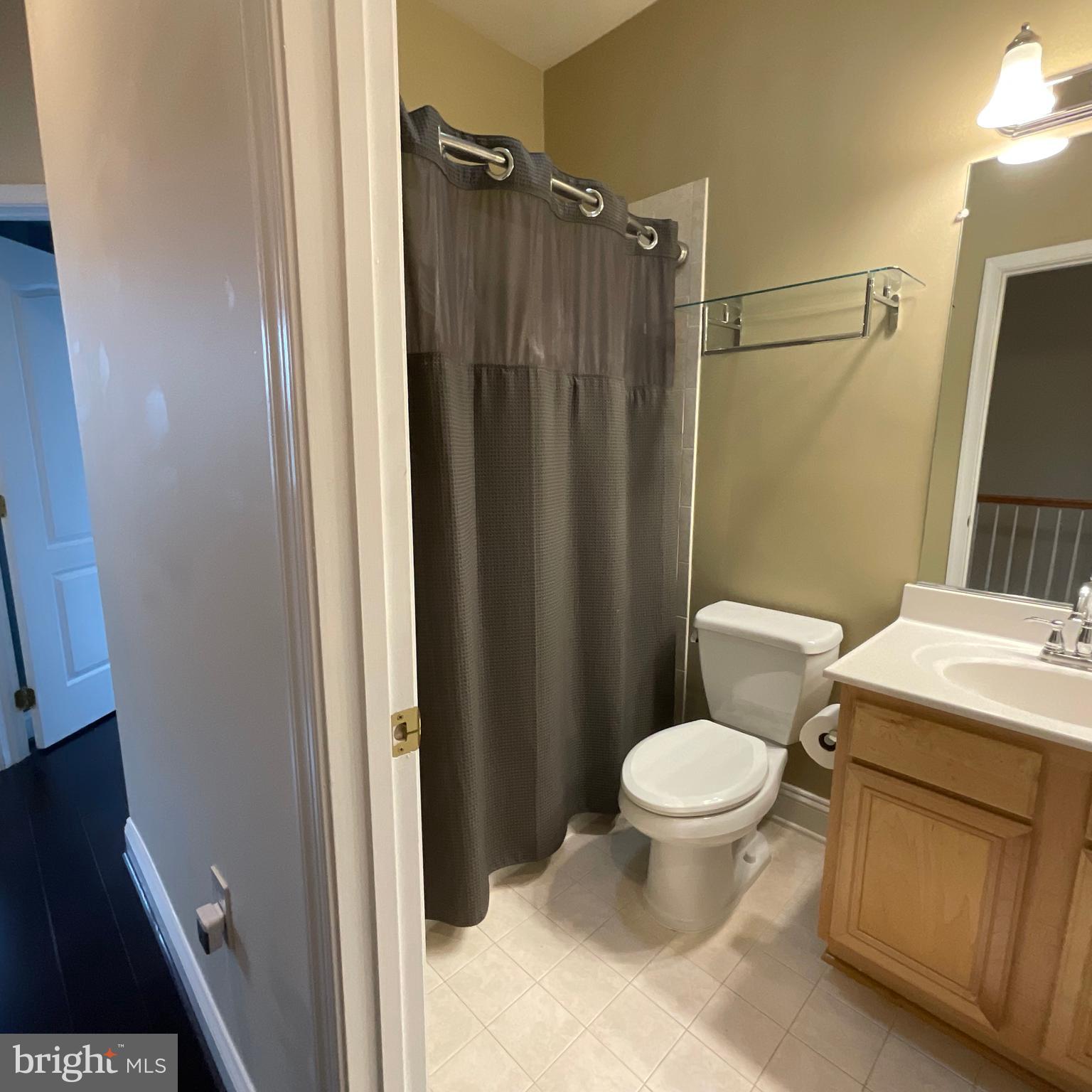 4043 COLUMBIA PIKE