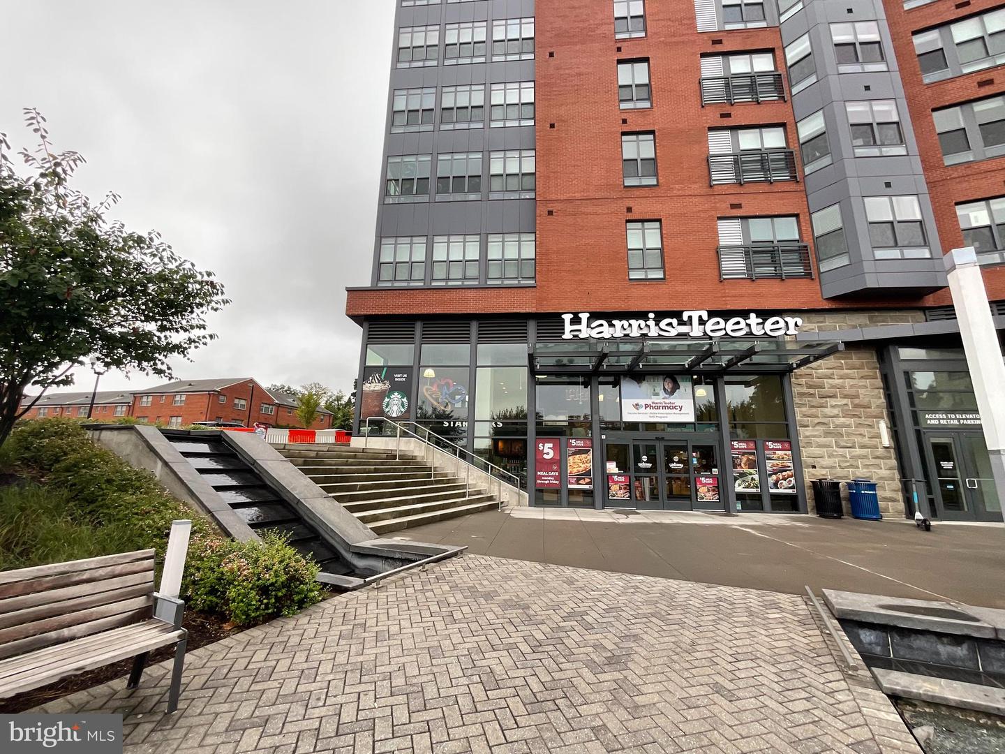 4043 COLUMBIA PIKE