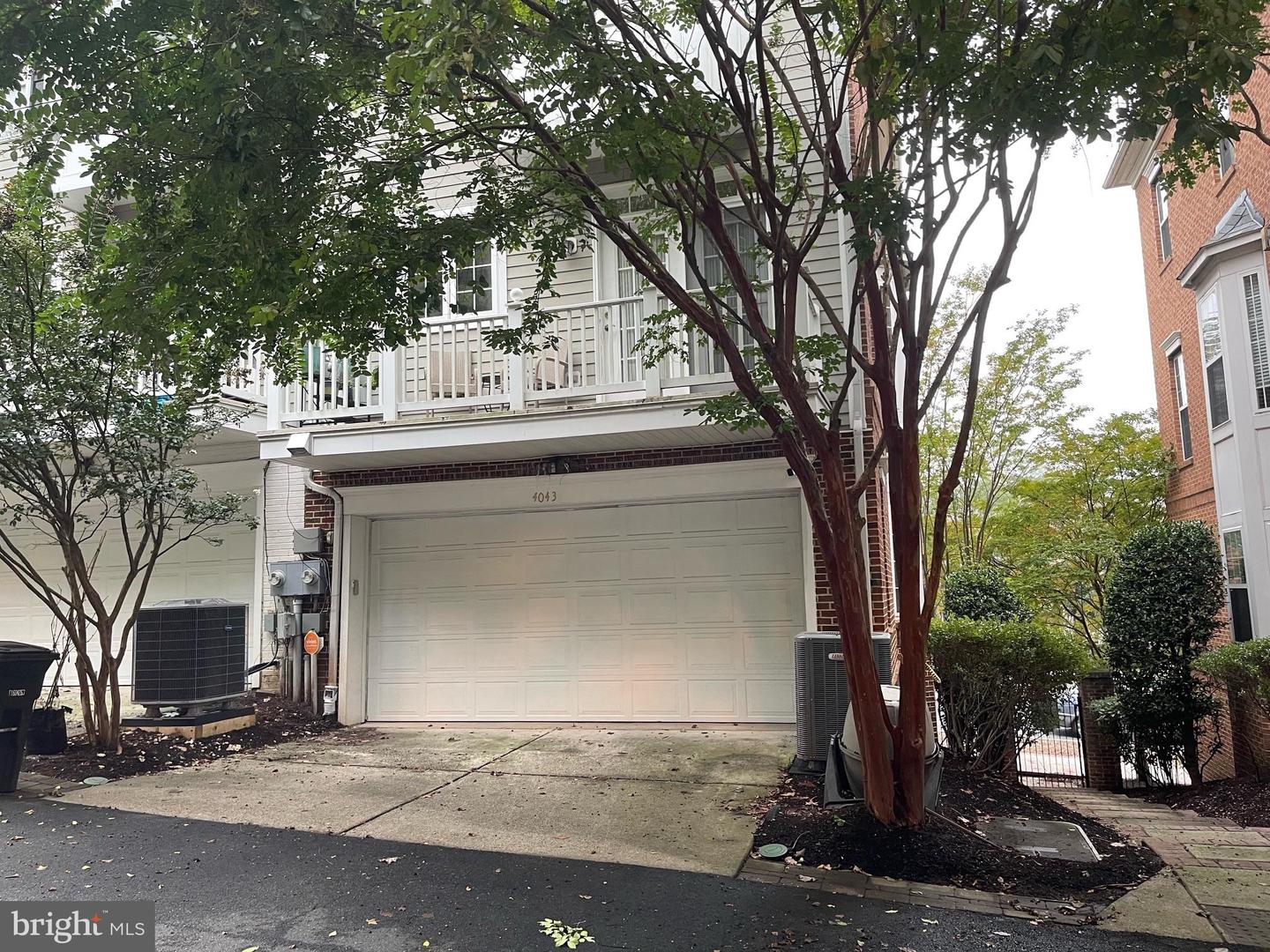4043 COLUMBIA PIKE