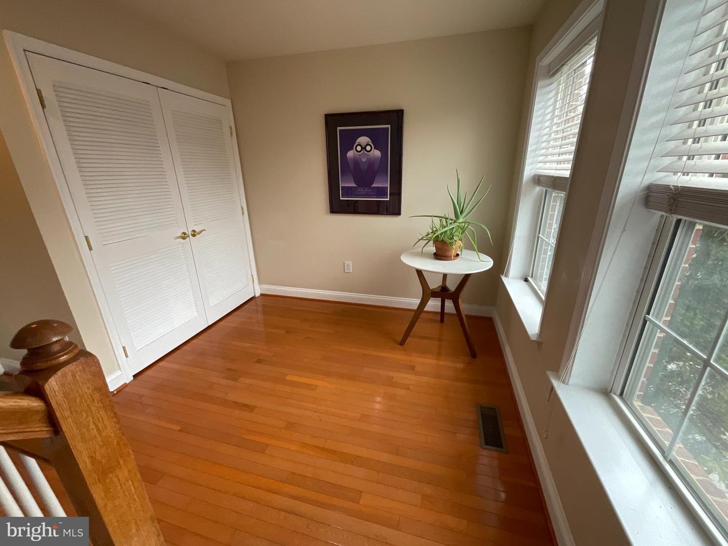 4043 COLUMBIA PIKE