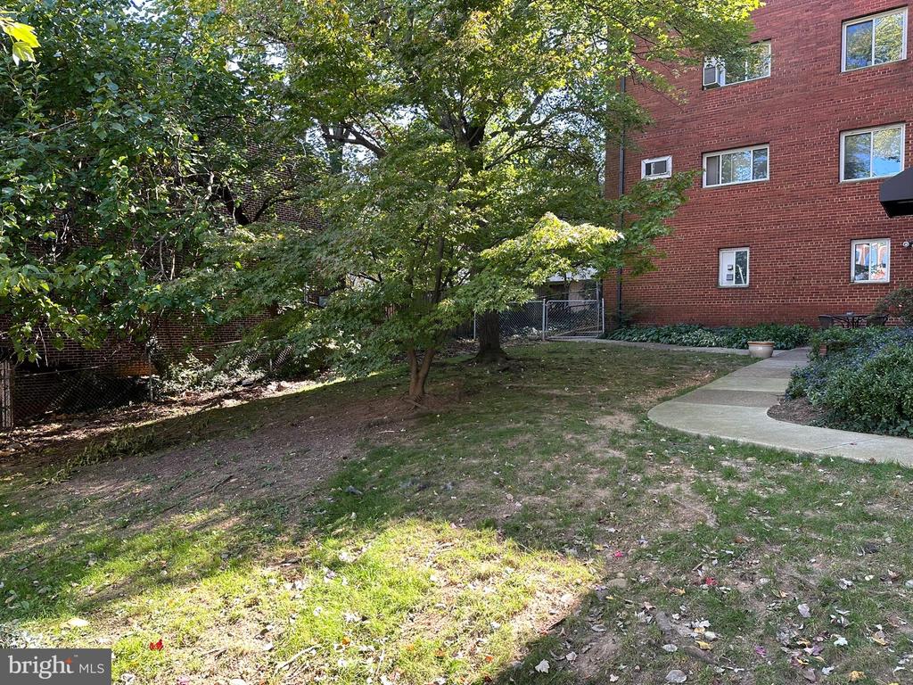 2125 19th St N #7
