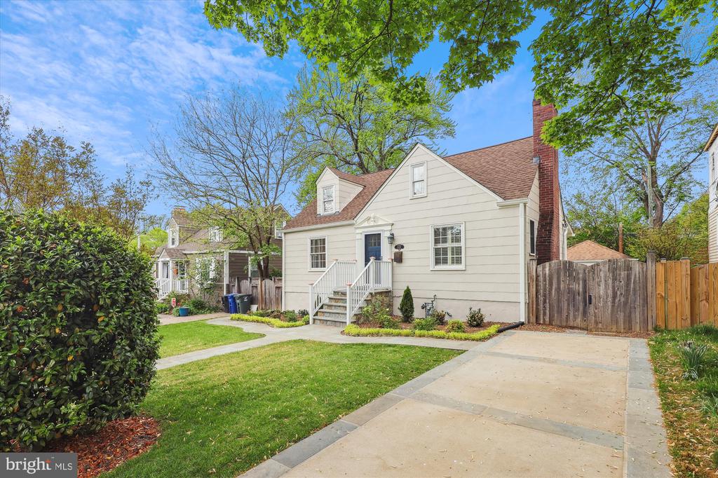 5133 25th Pl N