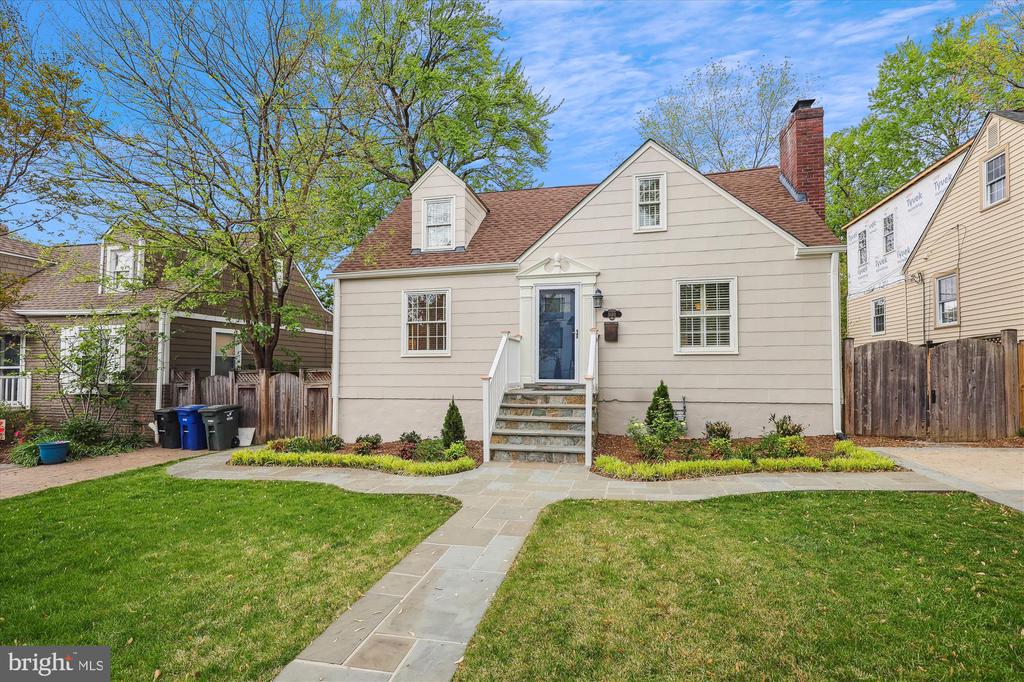 5133 25th Pl N