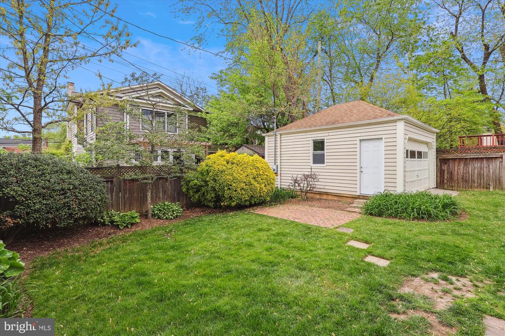 5133 25th Pl N