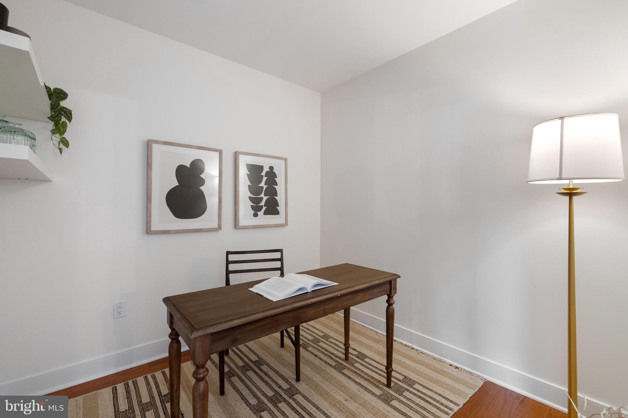 1418 N Rhodes St #B401