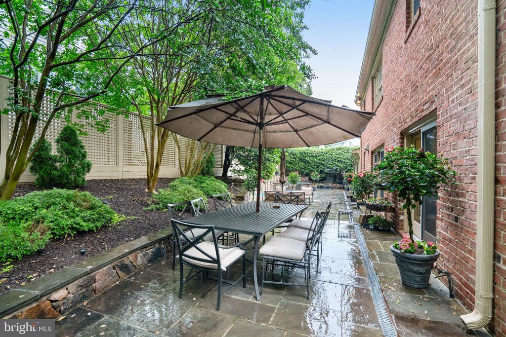 4629 32nd Rd N