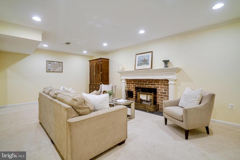 4629 32nd Rd N