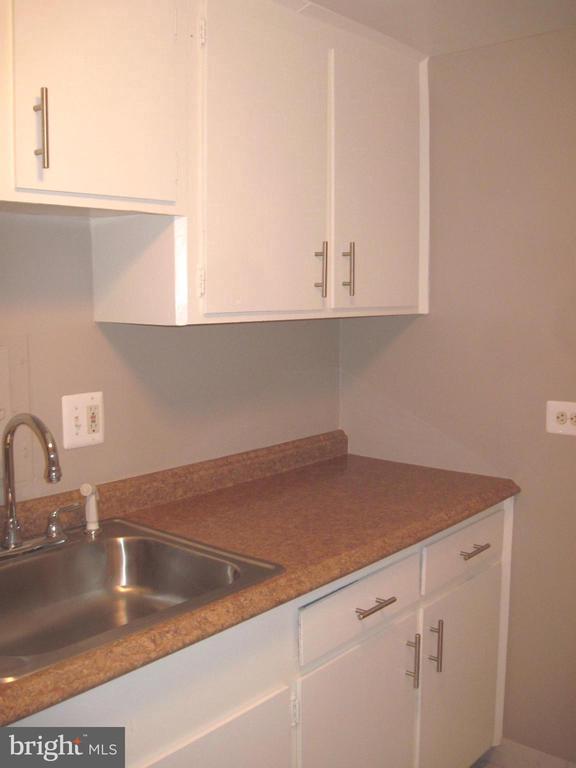 4501 ARLINGTON BLVD #121