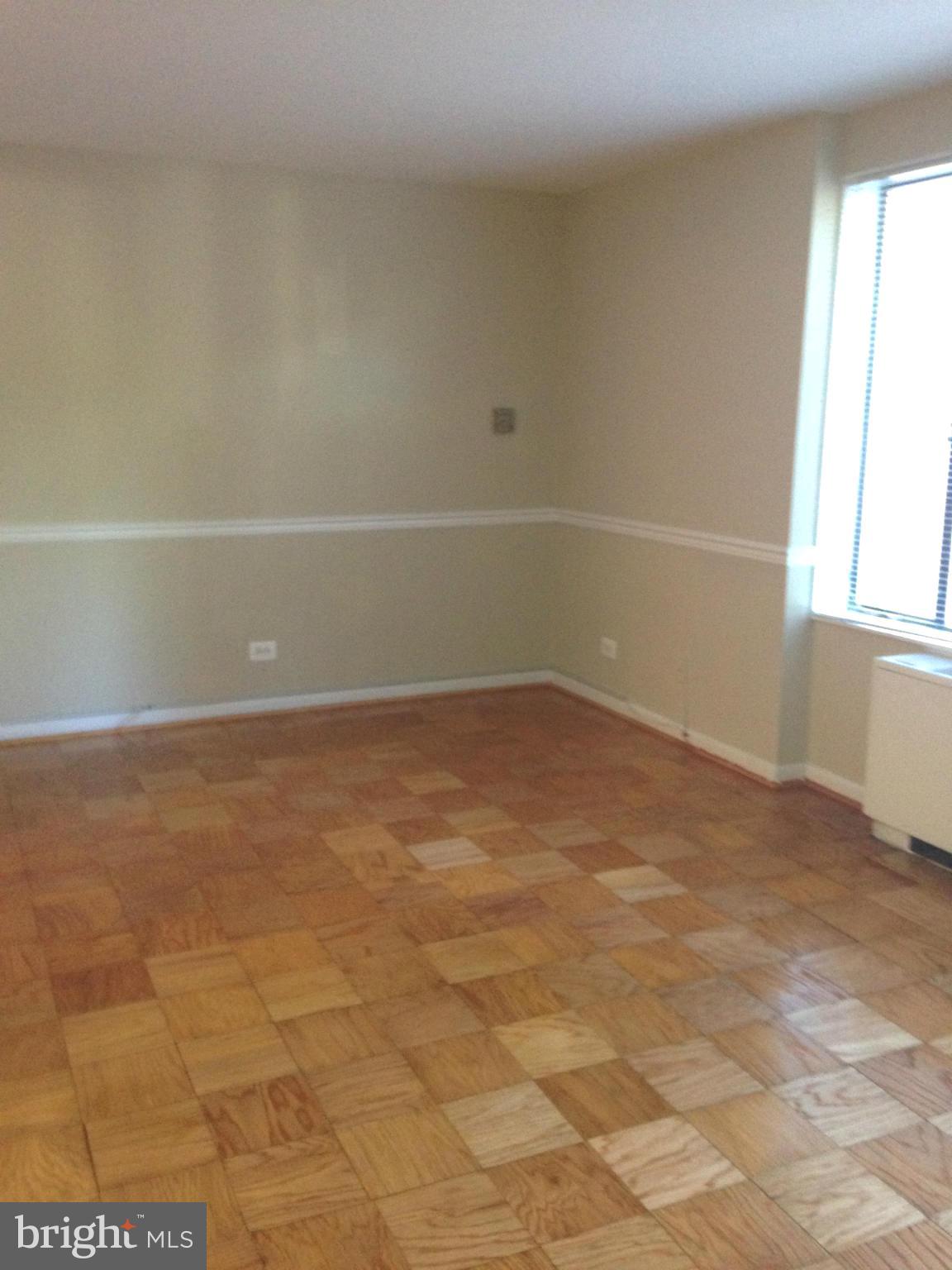 4501 ARLINGTON BLVD #121