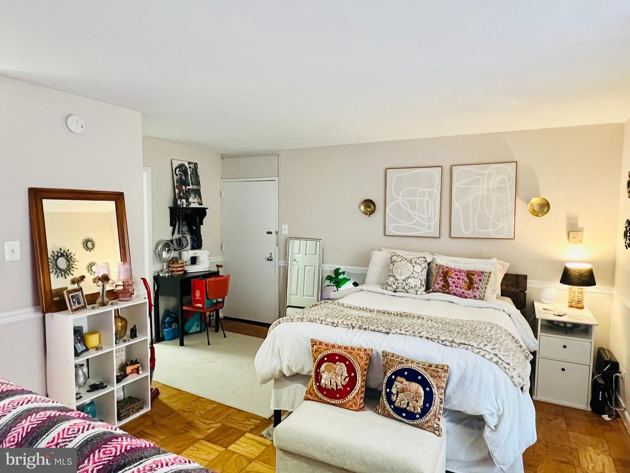 4501 ARLINGTON BLVD #121