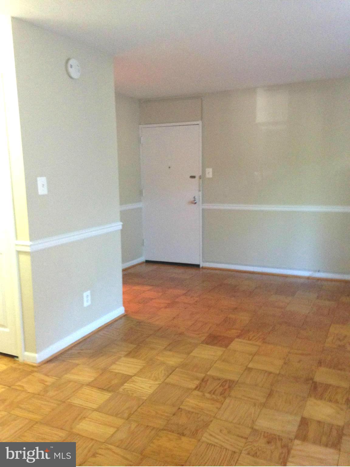 4501 ARLINGTON BLVD #121