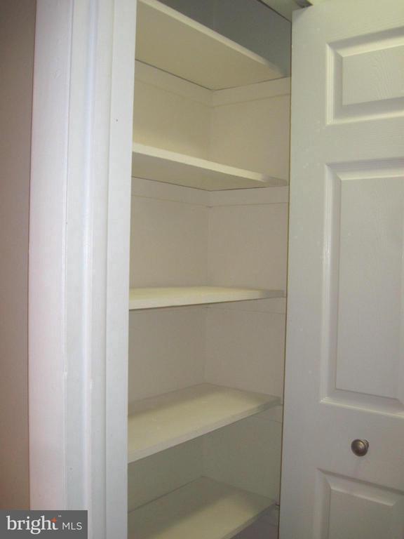 4501 ARLINGTON BLVD #121