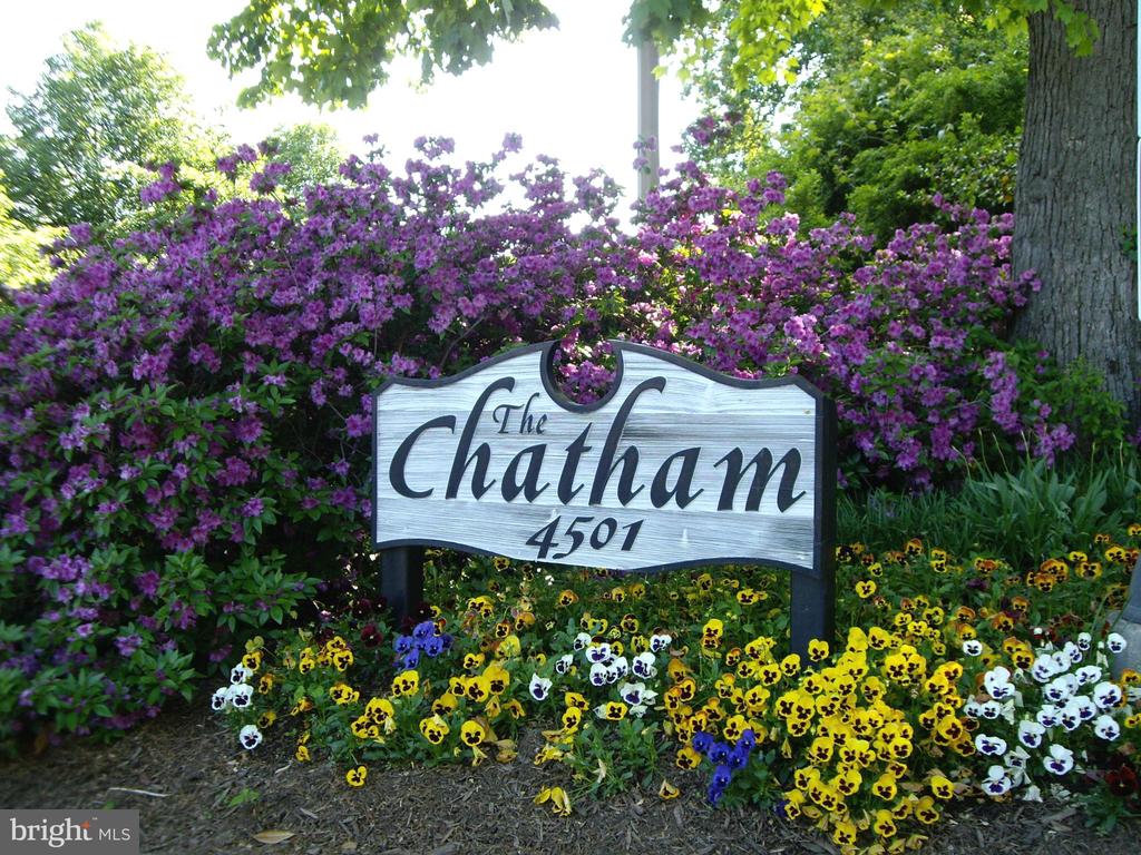 4501 ARLINGTON BLVD #121