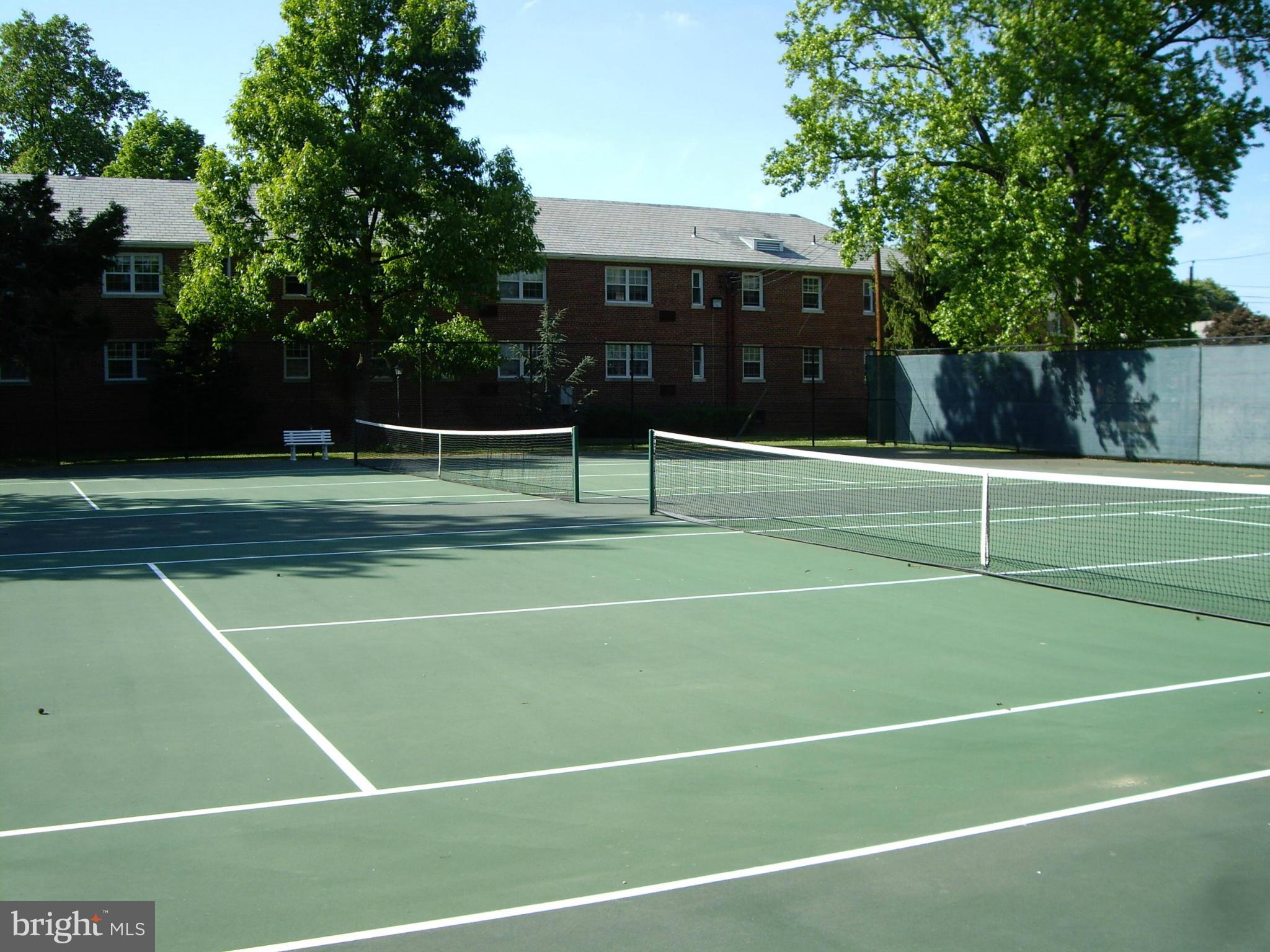 4501 ARLINGTON BLVD #121