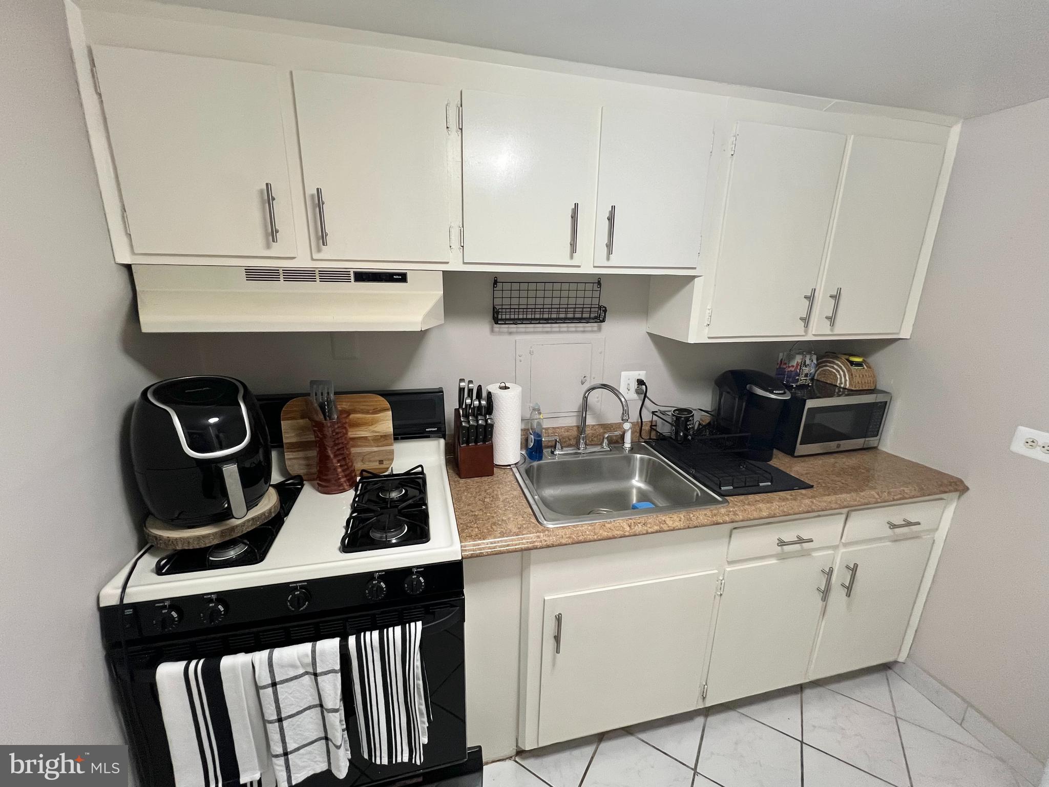 4501 ARLINGTON BLVD #121