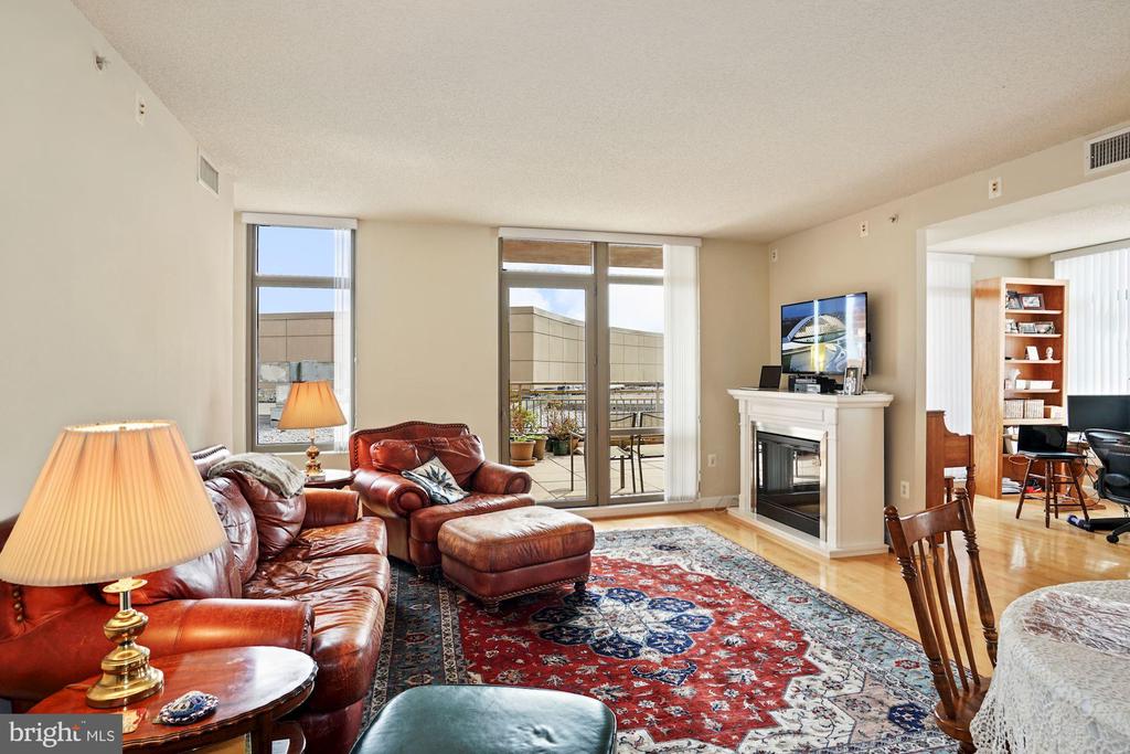 3650 S GLEBE ROAD 749