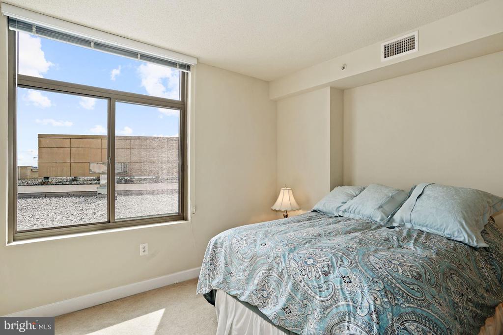 3650 S GLEBE ROAD 749
