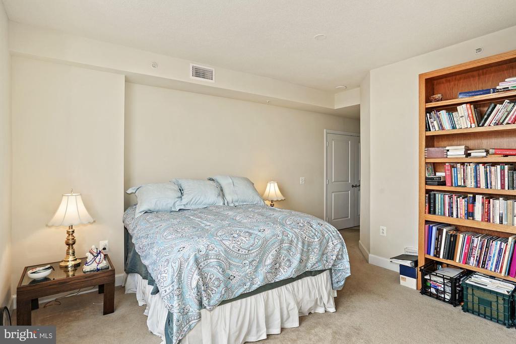 3650 S GLEBE ROAD 749
