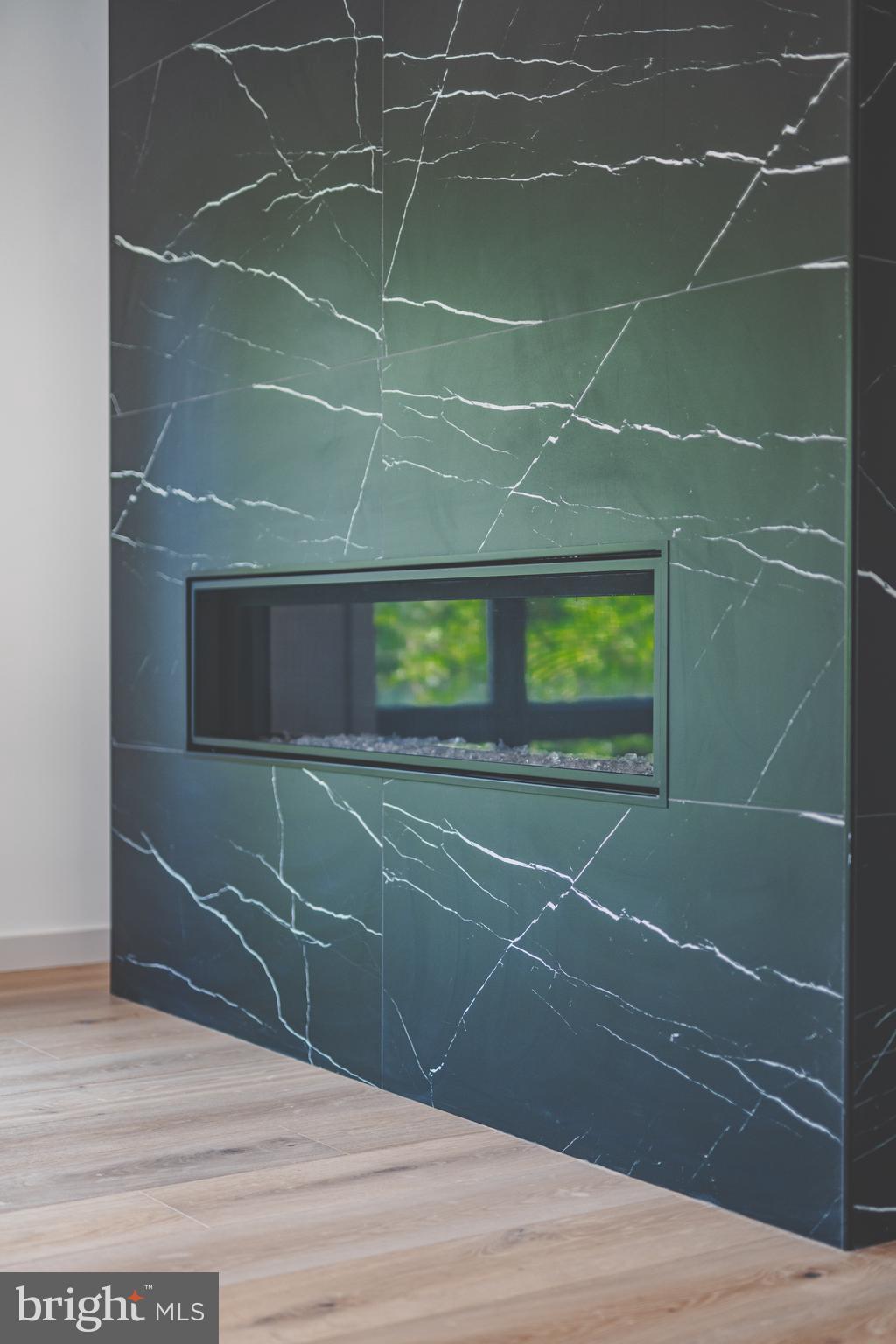 2017 N GREENBRIER STREET