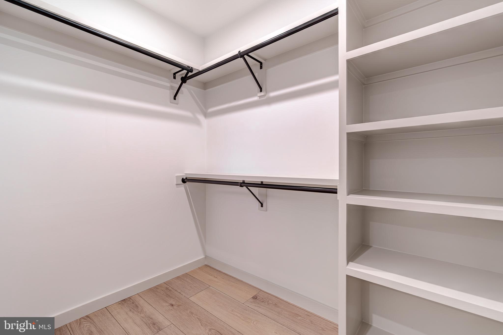 2017 N GREENBRIER STREET