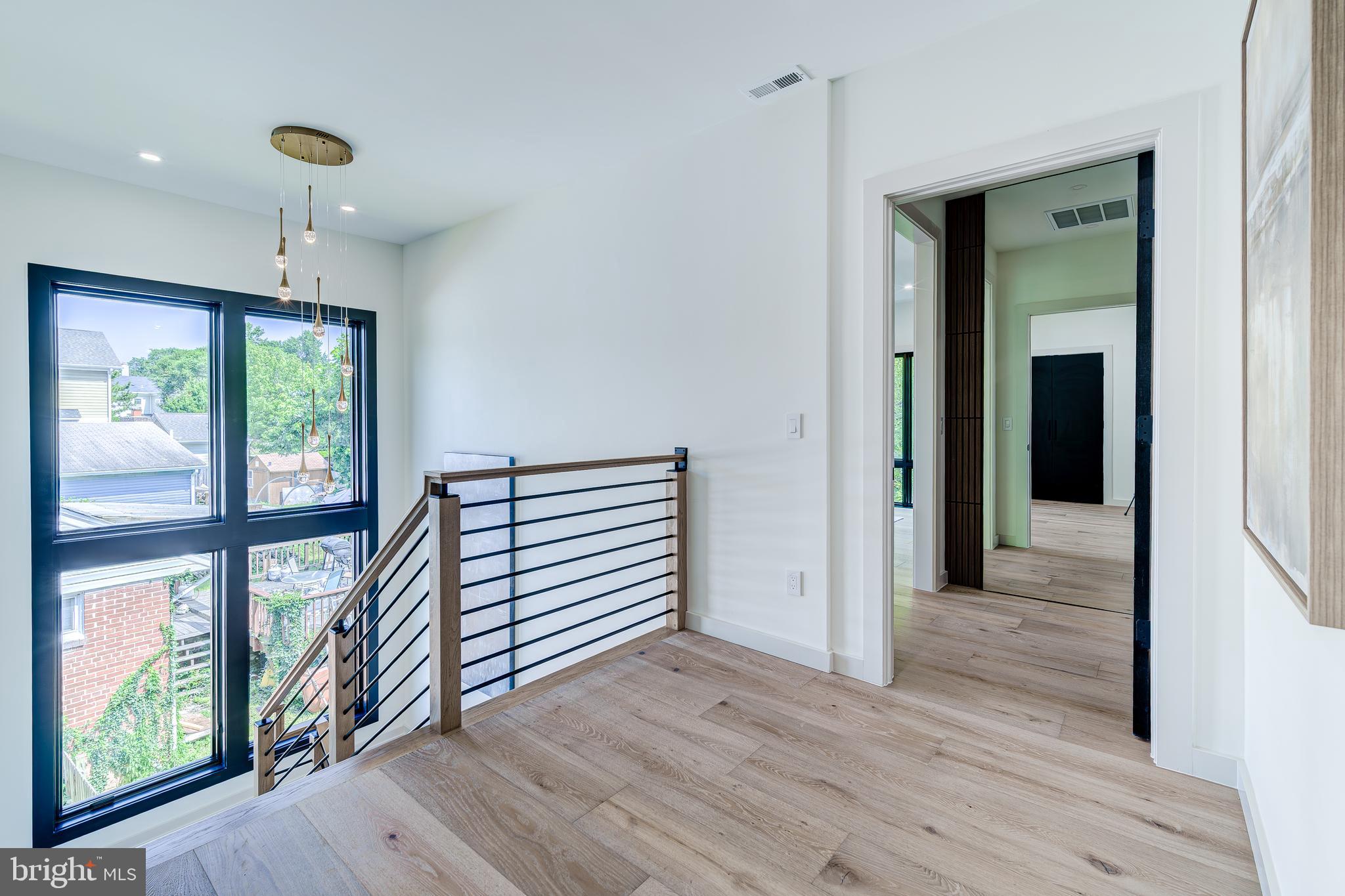 2017 N GREENBRIER STREET