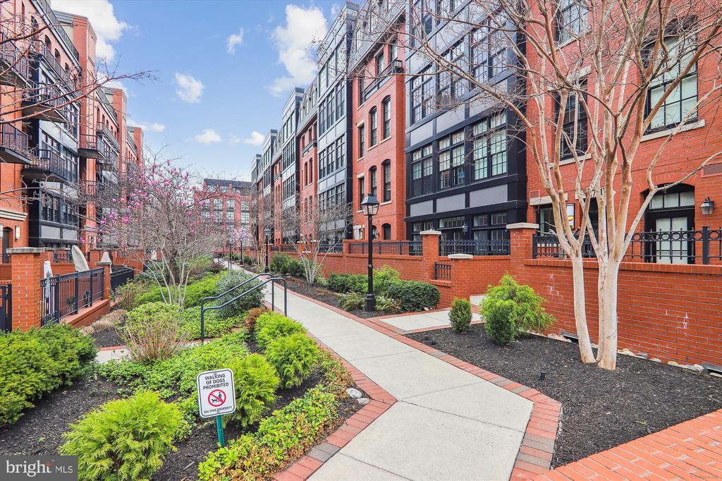 1701 16TH STREET N 335-C