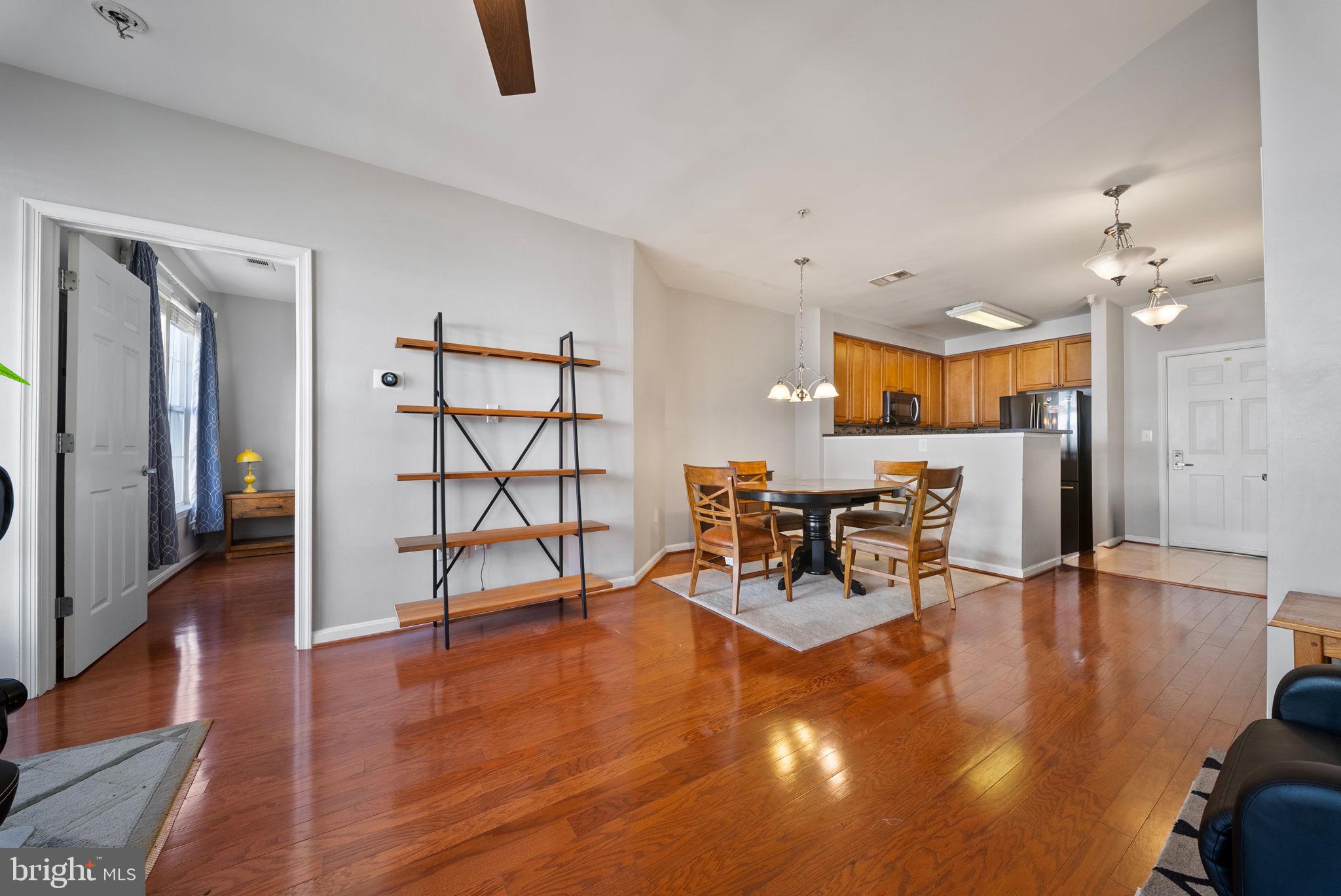 801 S GREENBRIER STREET 304