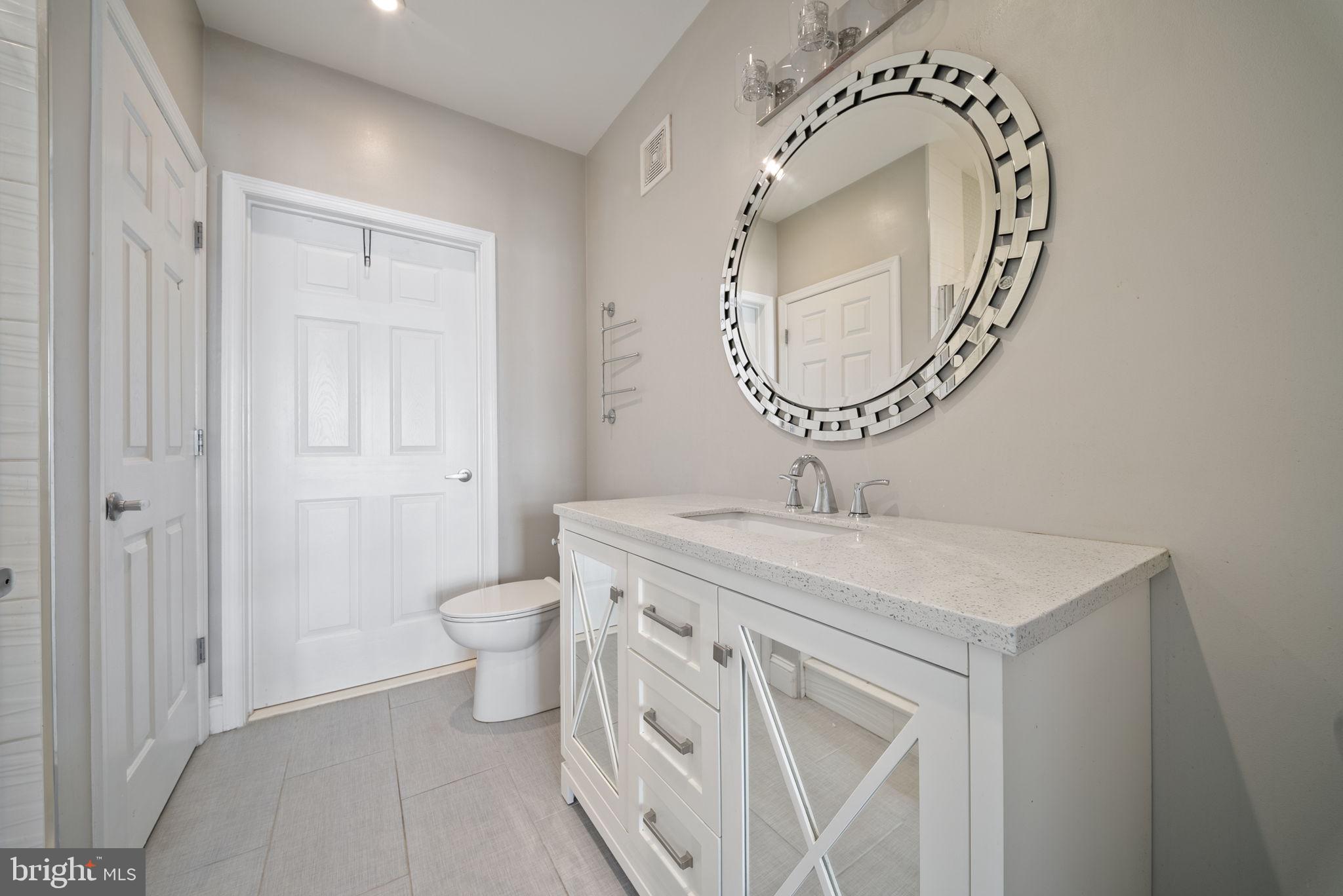 801 S GREENBRIER STREET 304