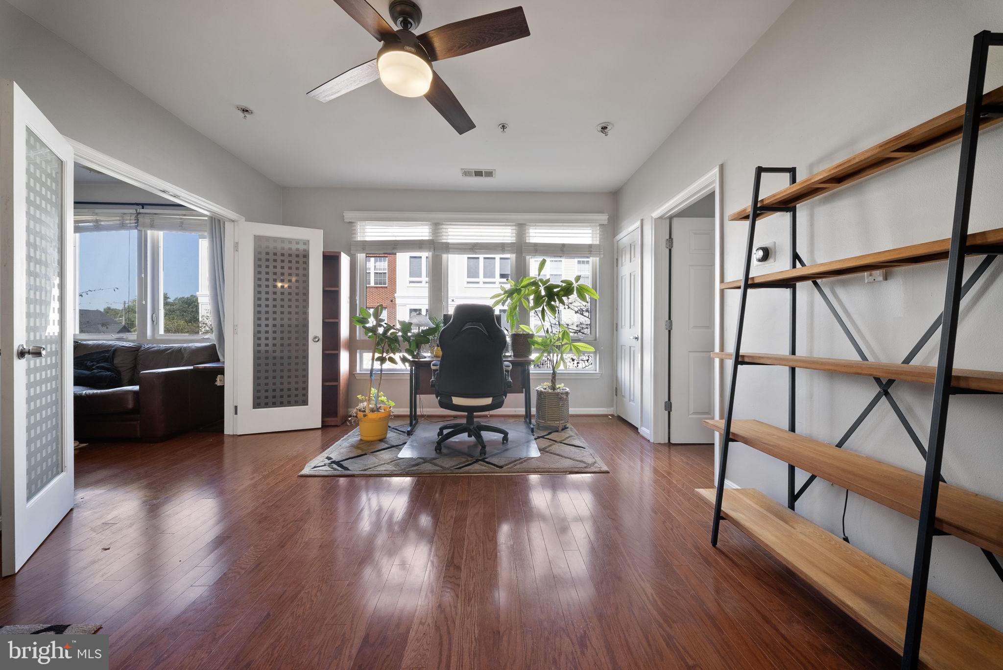 801 S GREENBRIER STREET 304