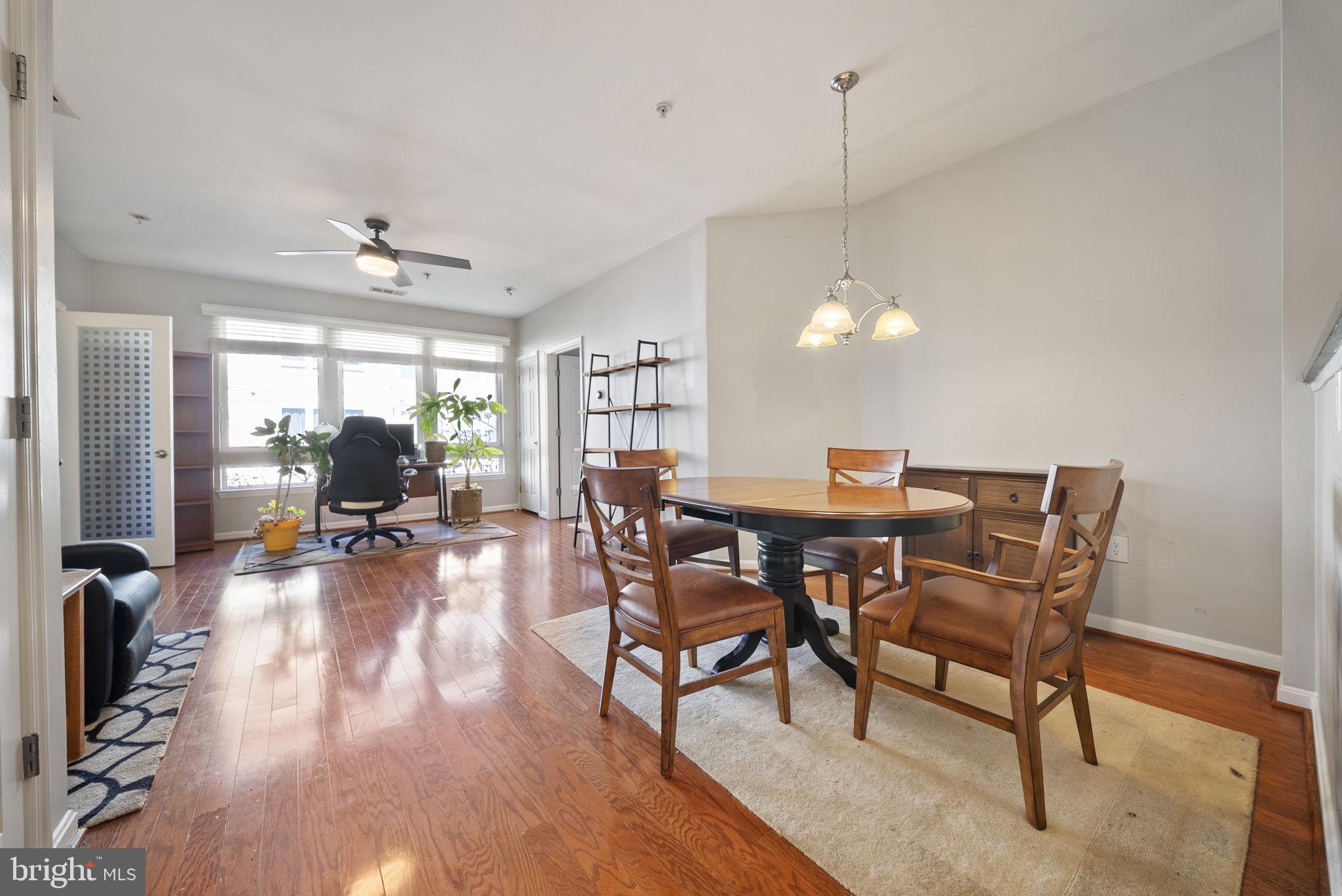 801 S GREENBRIER STREET 304