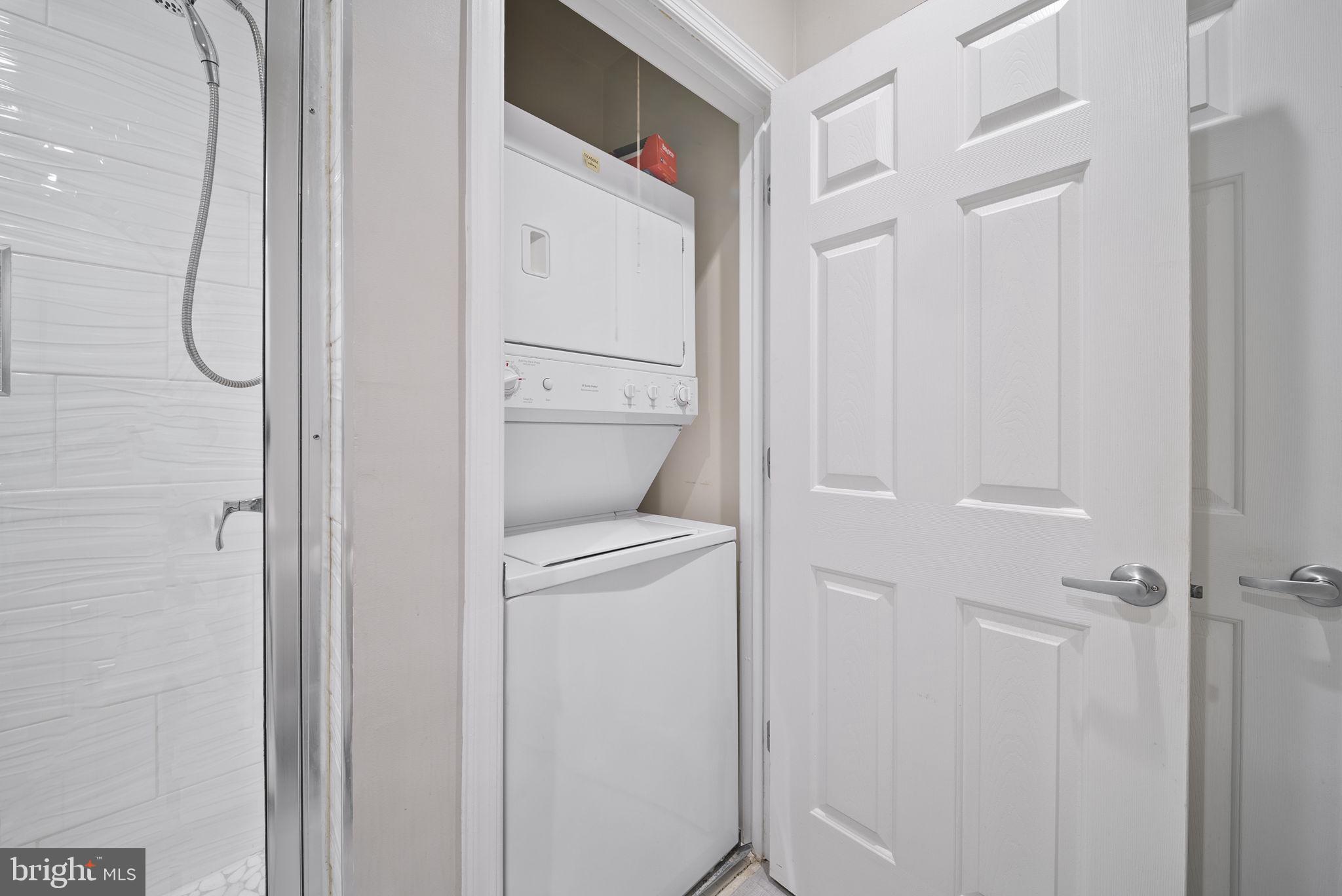 801 S GREENBRIER STREET 304