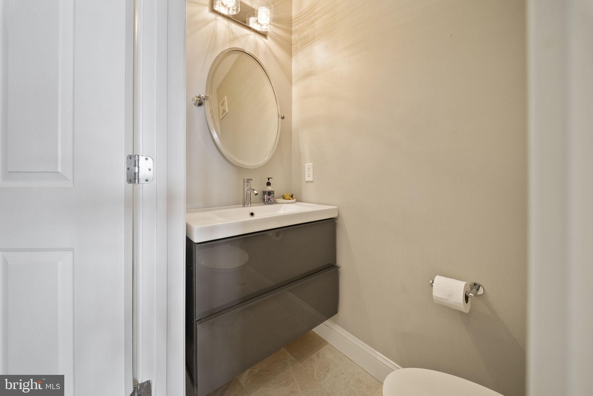 801 S GREENBRIER STREET 304