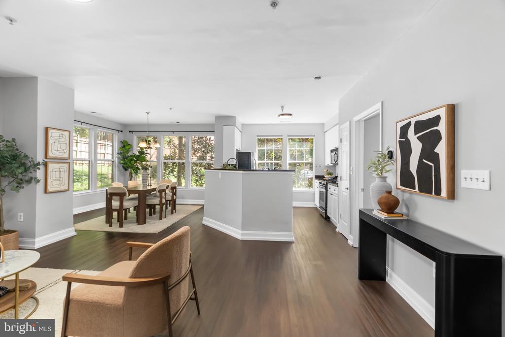 801 S GREENBRIER STREET 113