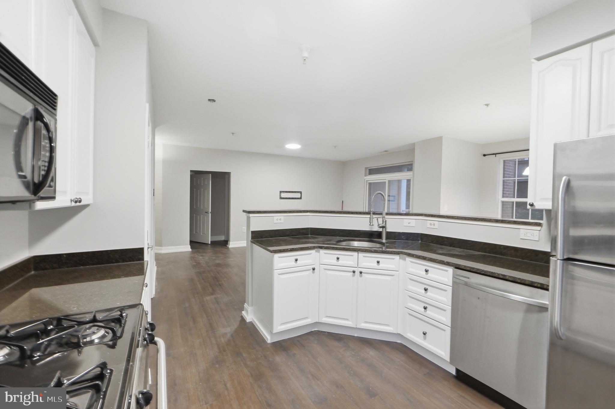 801 S GREENBRIER STREET 113