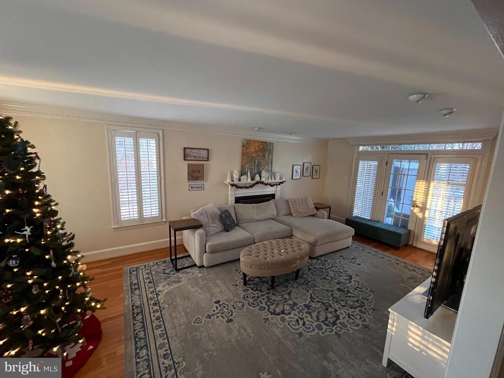 1317 19TH ROAD S