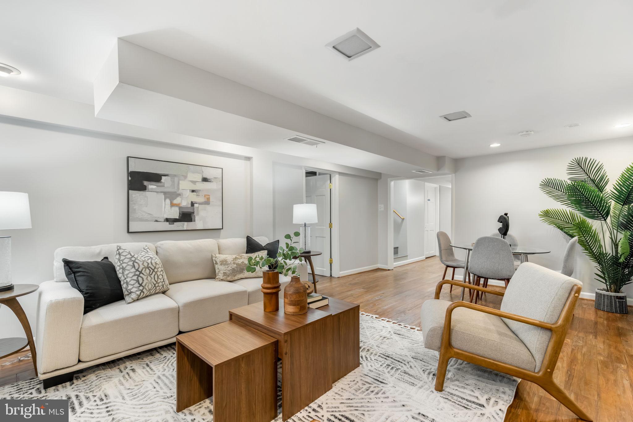 3101 N TORONTO STREET