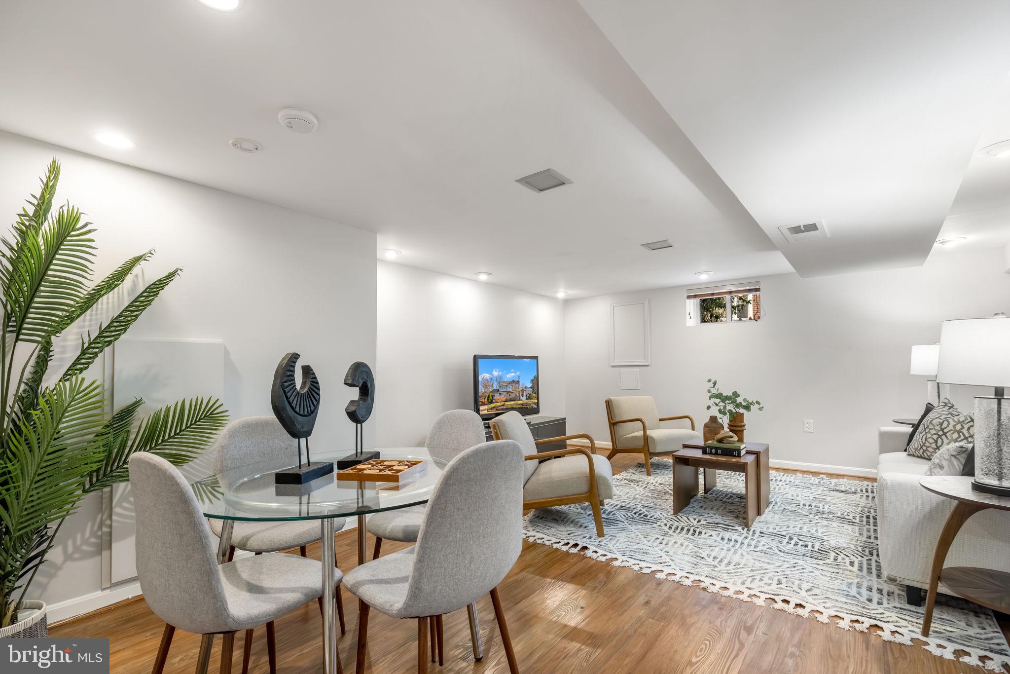 3101 N TORONTO STREET