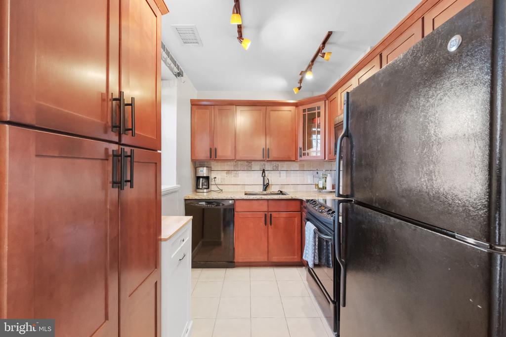 4817 31ST STREET S C1
