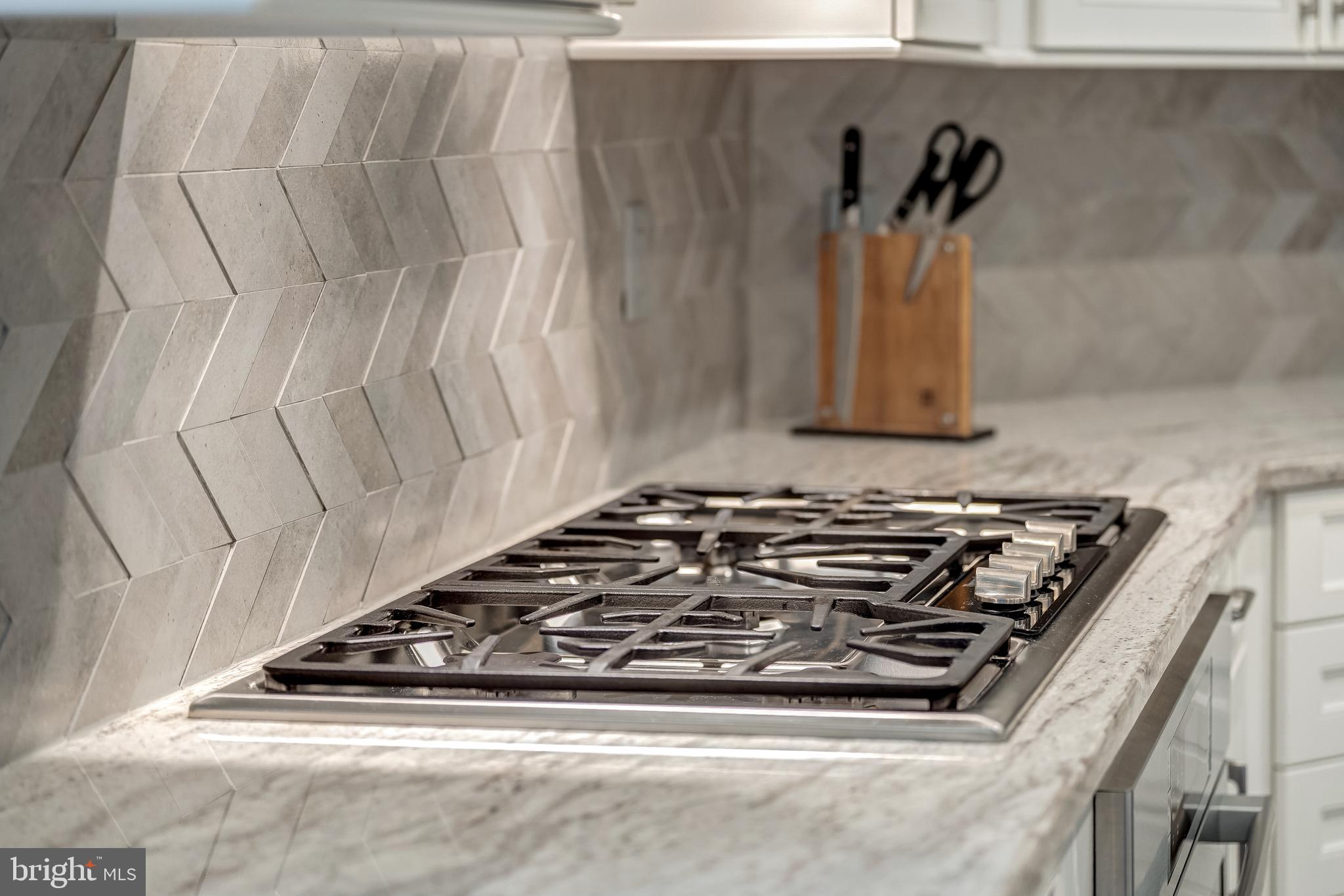 1500 N COLONIAL TERRACE