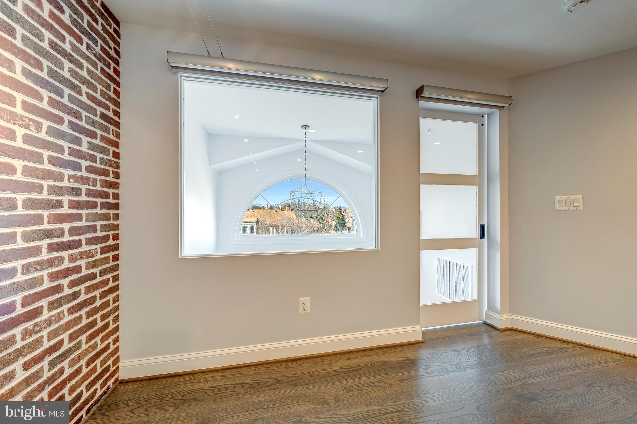 1500 N COLONIAL TERRACE